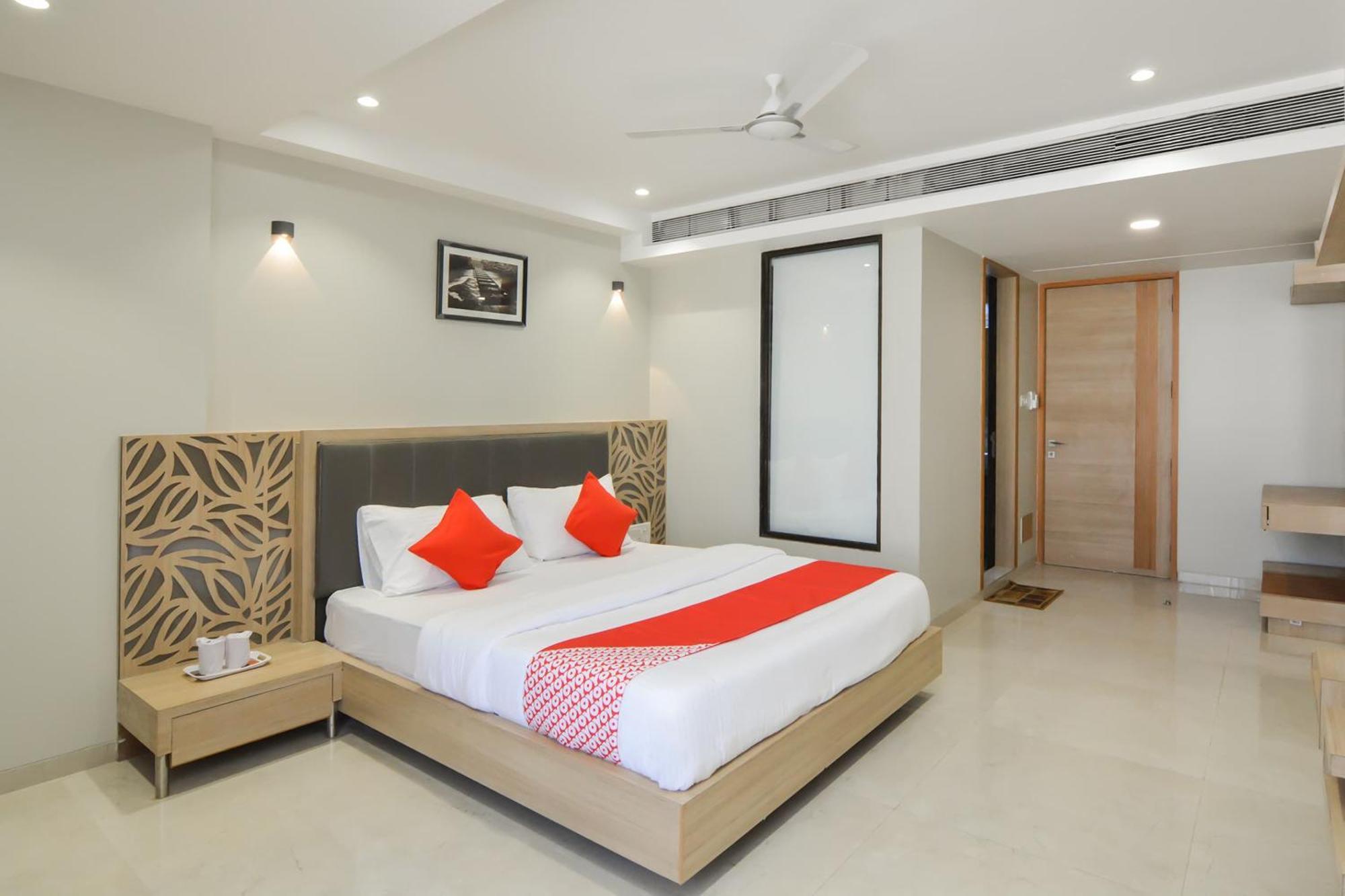 Hotel O Season Choice Shirdi Eksteriør bilde