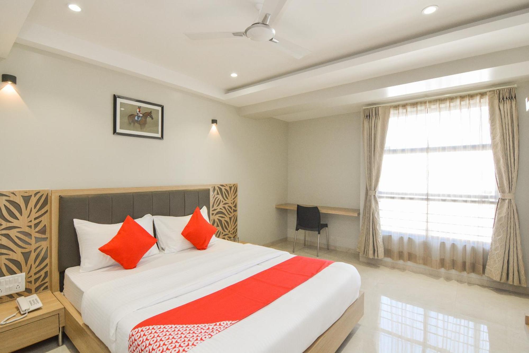 Hotel O Season Choice Shirdi Eksteriør bilde