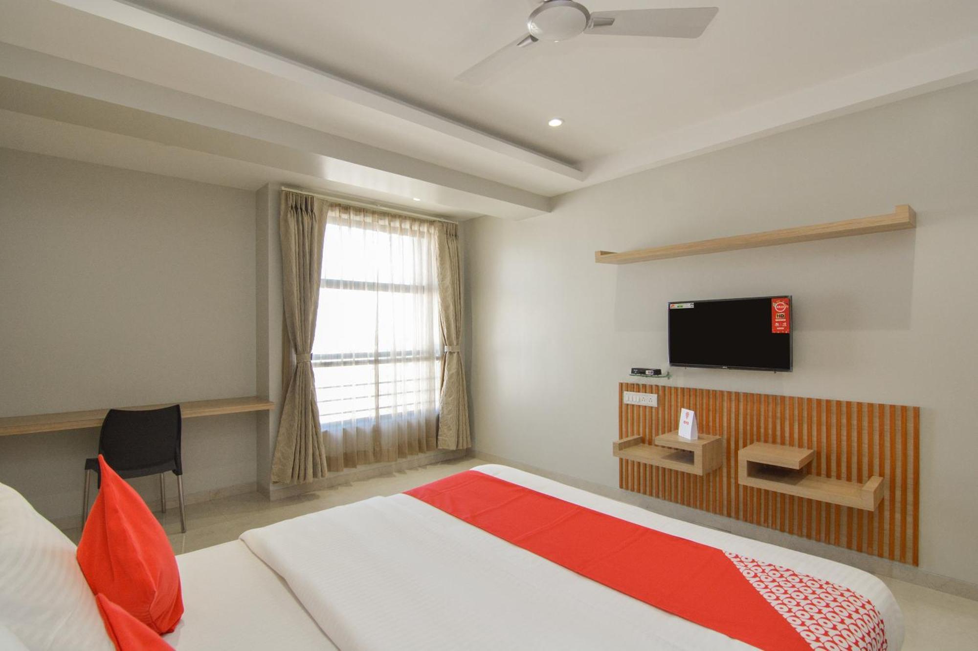 Hotel O Season Choice Shirdi Eksteriør bilde